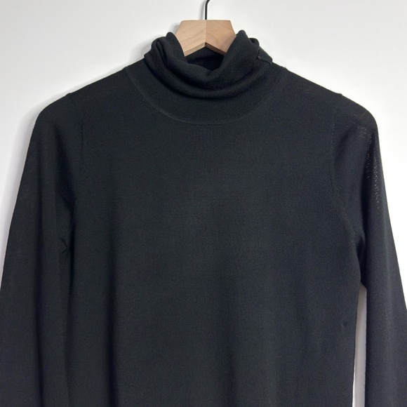 TOTEME First Layer Turtleneck - Picture 2 of 7